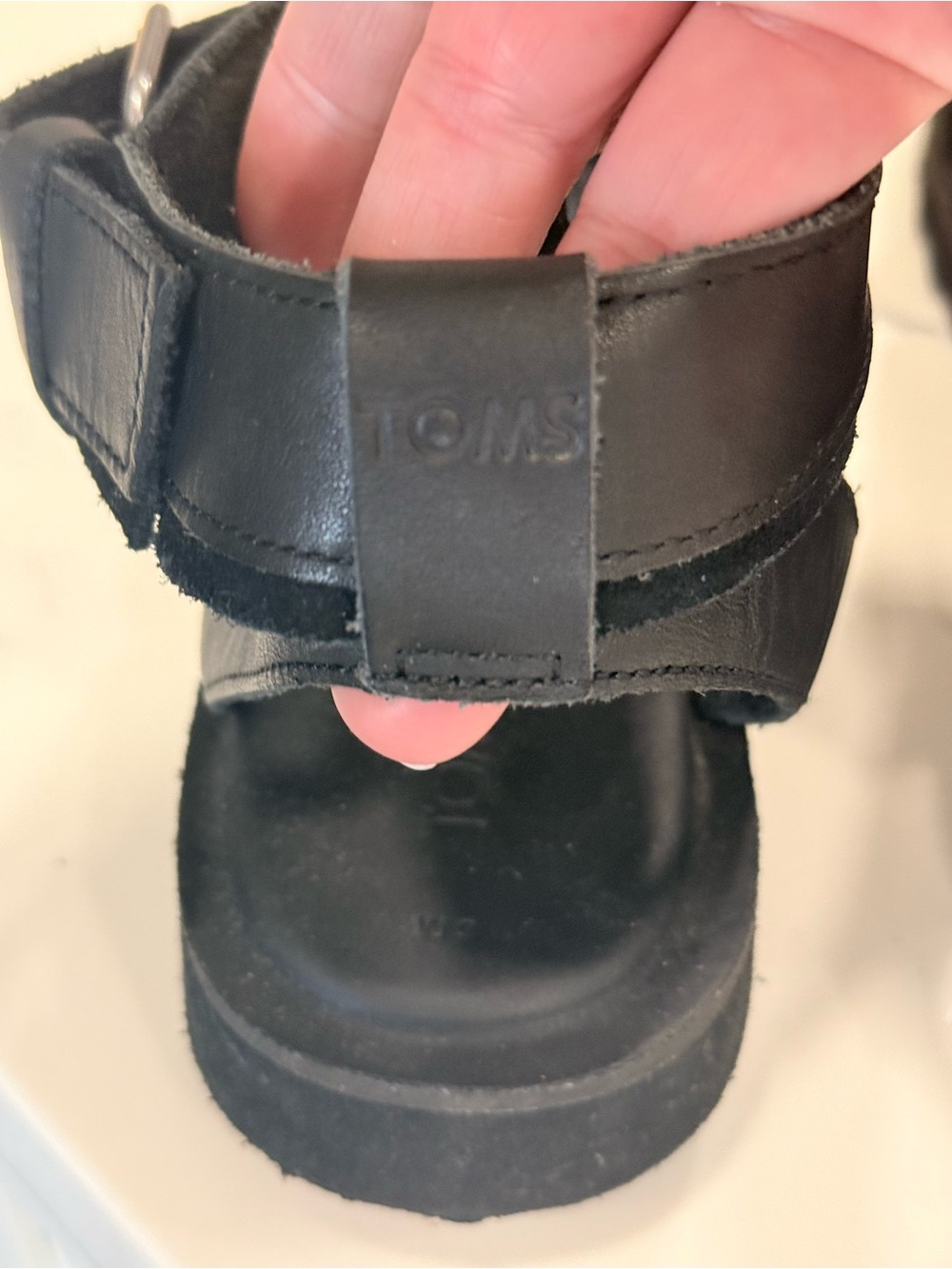 Toms- Sydney leather strap sandal sz 9 - Picture 5 of 13